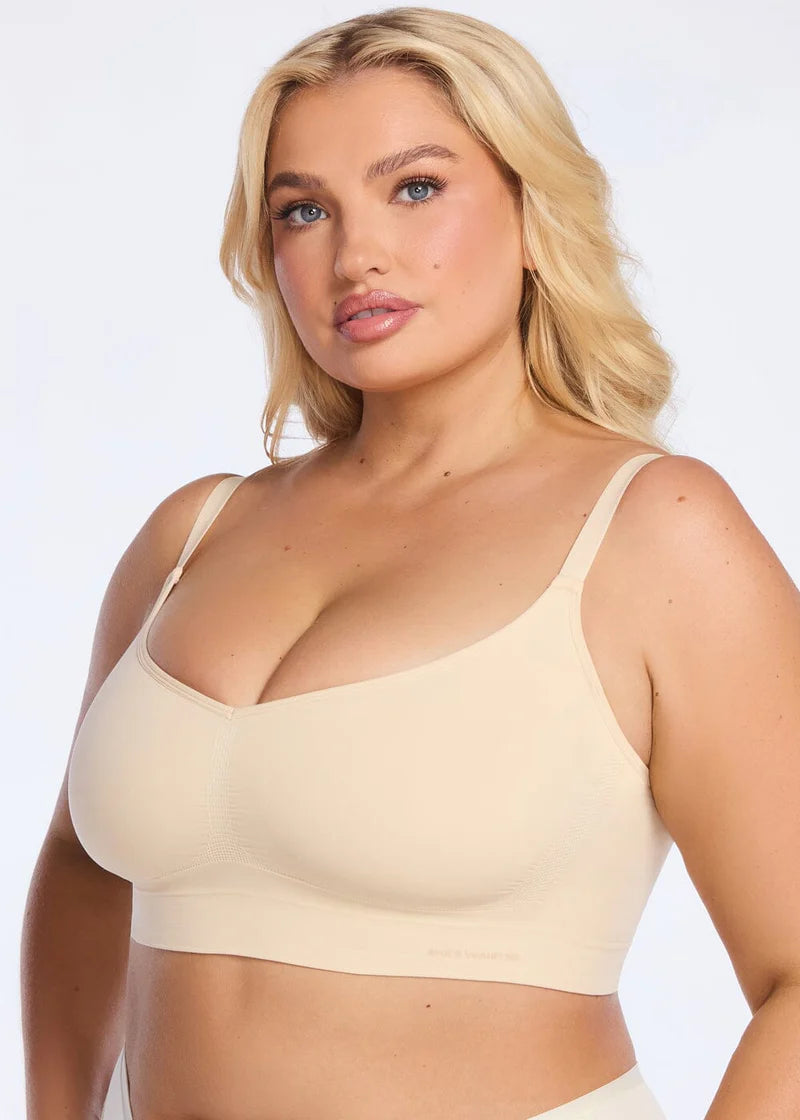 Femora Wireless Scoop Bra